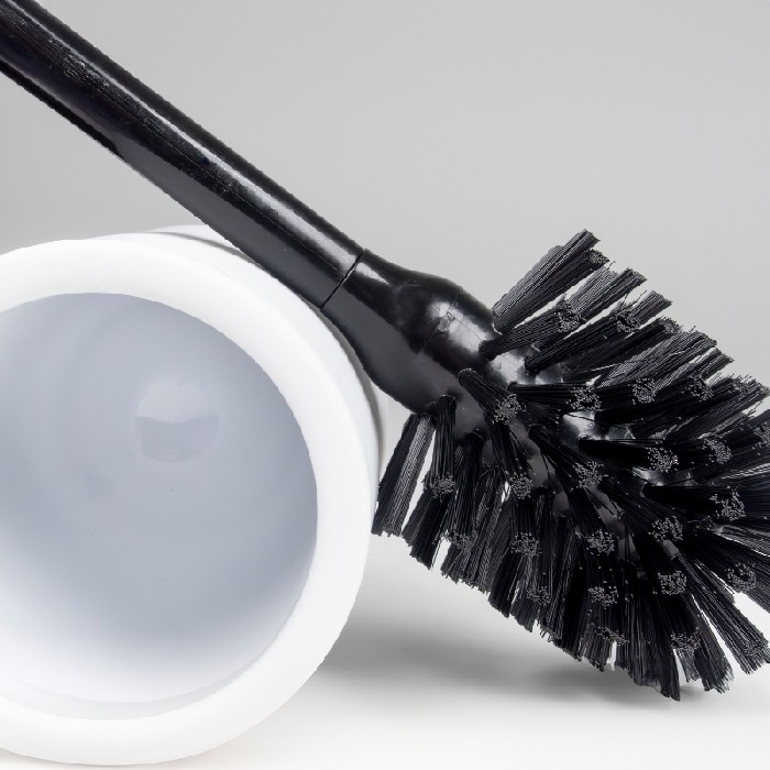 bathrooms/toilet-brushes/kela-wc-set-sana-white