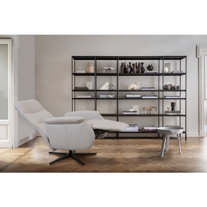 sofas/custom-sofas/pedro-ortiz-customisable-reclining-armchair-kent