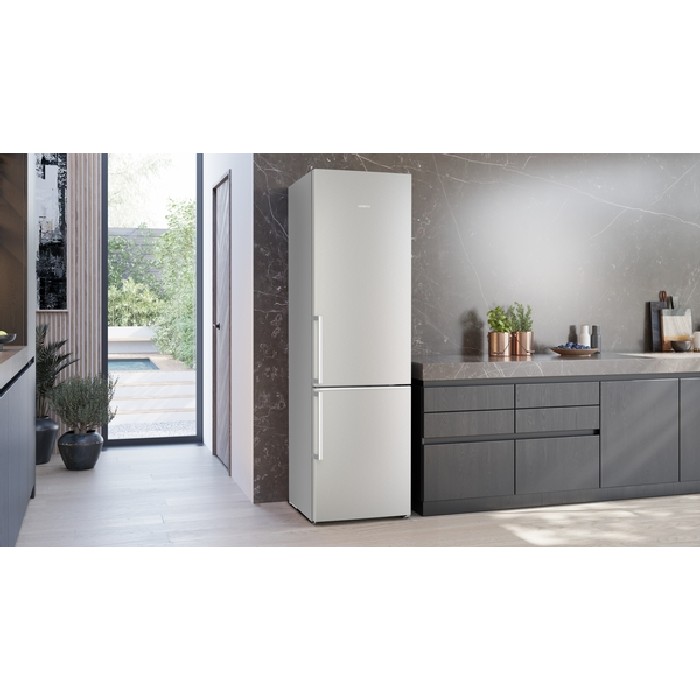 white-goods/refrigeration/siemens-iq500-kg39naiau-freestanding-fridge-freezer-stainless-steel