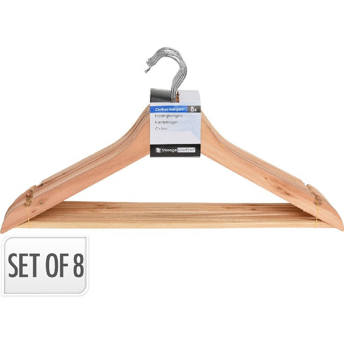 household-goods/clothes-hangers/wooden-clothes-hangers-set-of-8-pieces