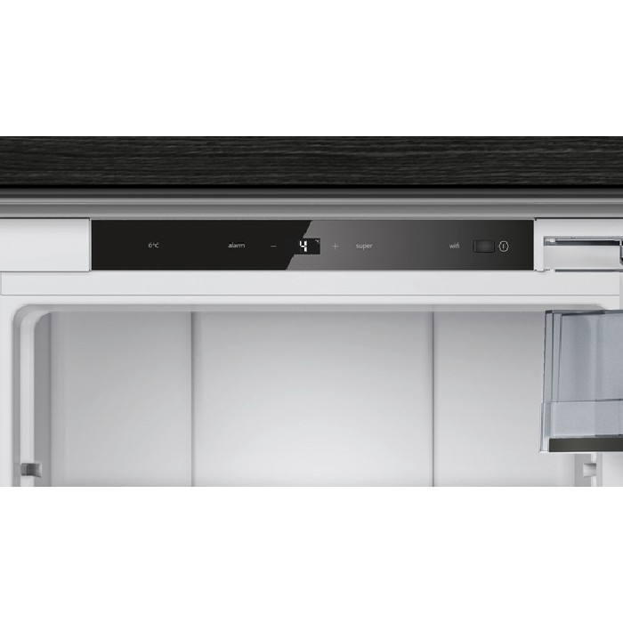 white-goods/refrigeration/siemens-iq700-built-in-fridge-177-2cm-x-55-8cm-with-soft-close-flat-hinge