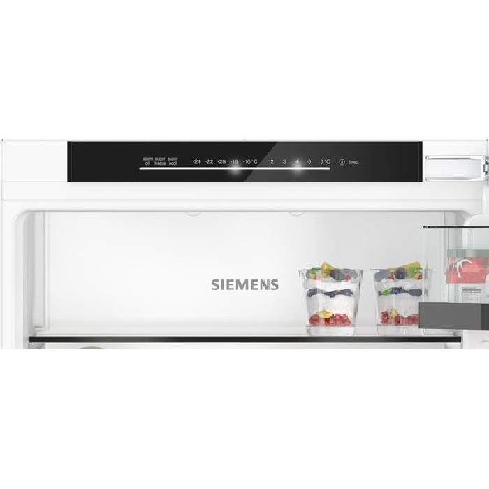 white-goods/refrigeration/siemens-studioline-iq500-built-in-fridge-freezer-1772cm-x-558cm-soft-close