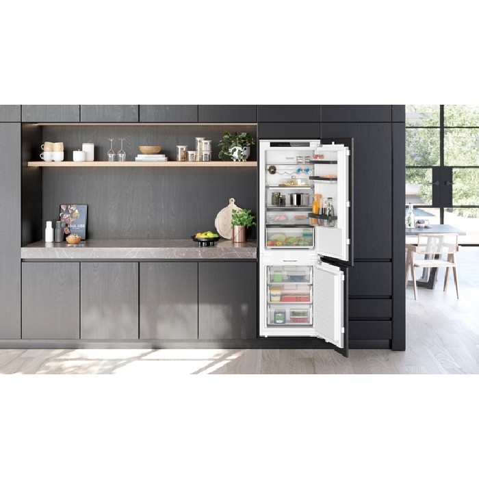 white-goods/refrigeration/siemens-iq500-built-in-fridge-freezer-with-bottom-freezer