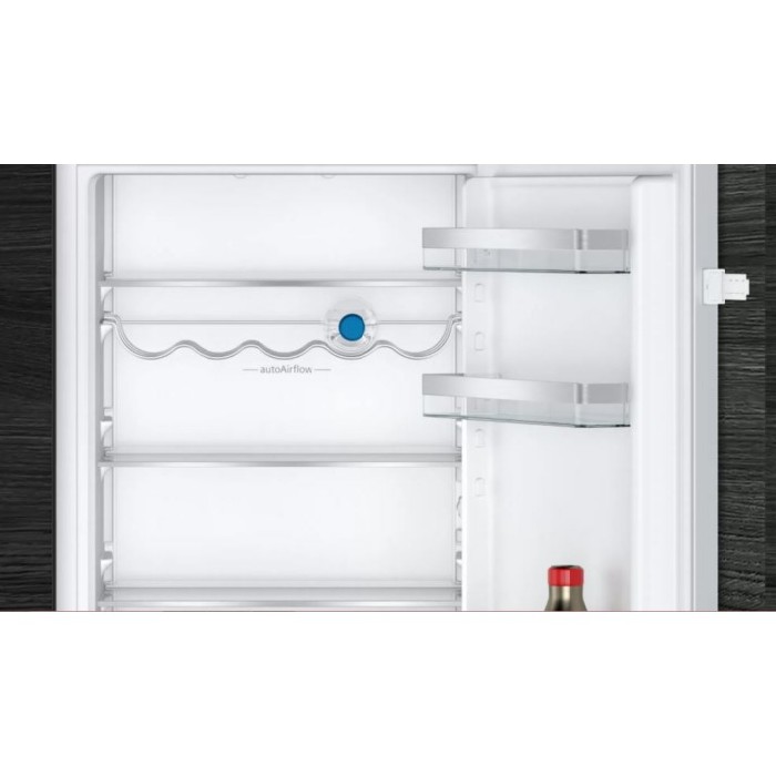 white-goods/refrigeration/siemens-iq300-built-in-fridge-freezer-with-freezer-at-bottom