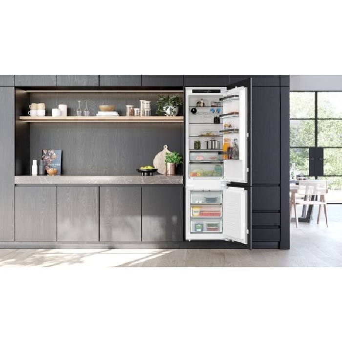 white-goods/refrigeration/siemens-iq300-built-in-fridge-freezer-1935cm-x-558cm