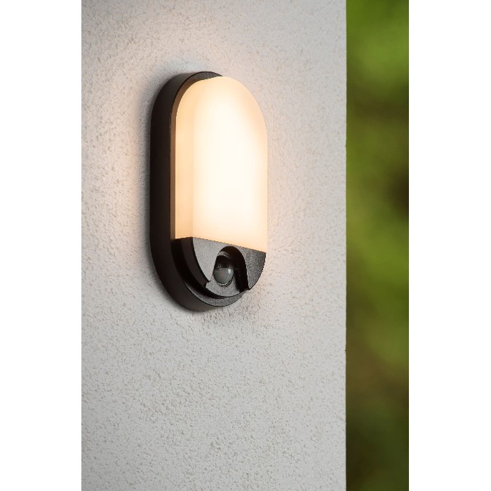 lighting/outdoor-lighting/lucide-hups-ir-sensor-oval-wall-light-10w-led-950lm-3000k-black