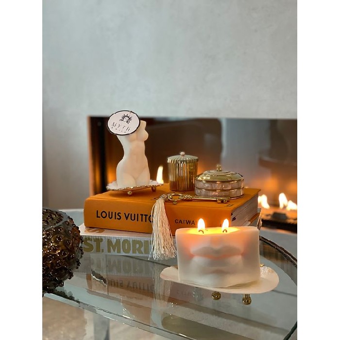 home-decor/candles-home-fragrance/myth-and-wild-labbra