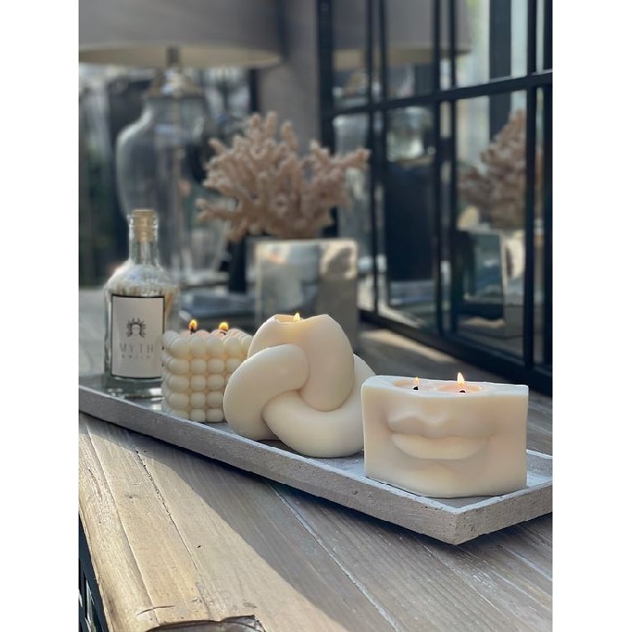 home-decor/candles-home-fragrance/myth-and-wild-labbra