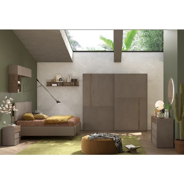 bedrooms/chest-of-drawers/everest-chest-of-4-drawers-finished-in-bronze-and-mercure