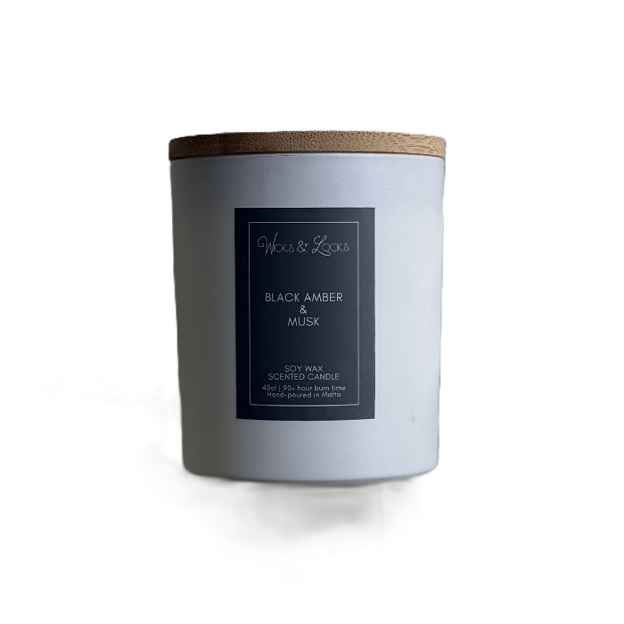 home-decor/candles-home-fragrance/luxury-scented-candle-45cl-black-amber-and-musk