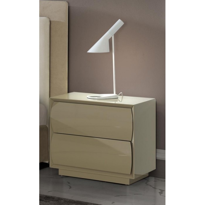 bedrooms/bedside-tables/dupen-night-table-high-gloss-brown-60cm-x-39cm-x-53cm