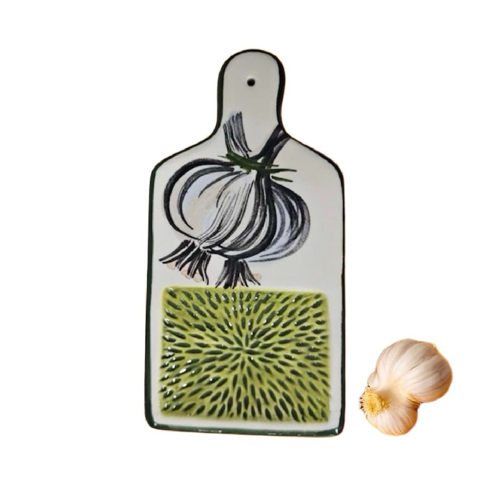 home-decor/decorative-ornaments/bristow-potteries-hand-painted-garlic-grater
