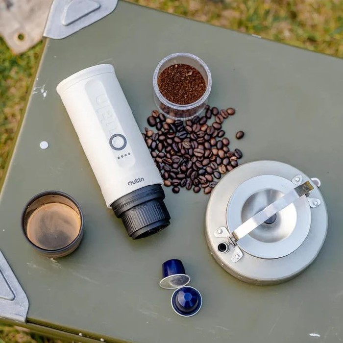 small-appliances/coffee-machines/buydeem-nano-portable-espresso-coffee-machine-white