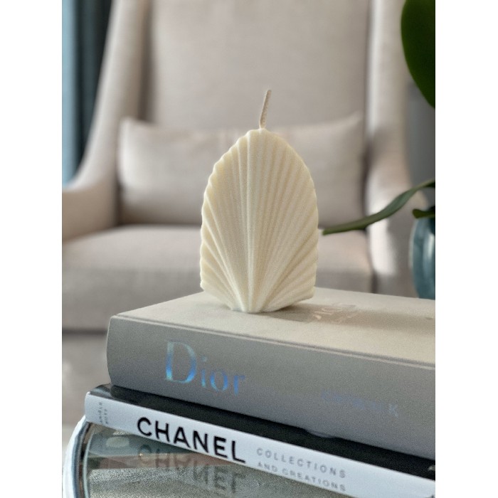 home-decor/candles-home-fragrance/myth-and-wild-palm-candle