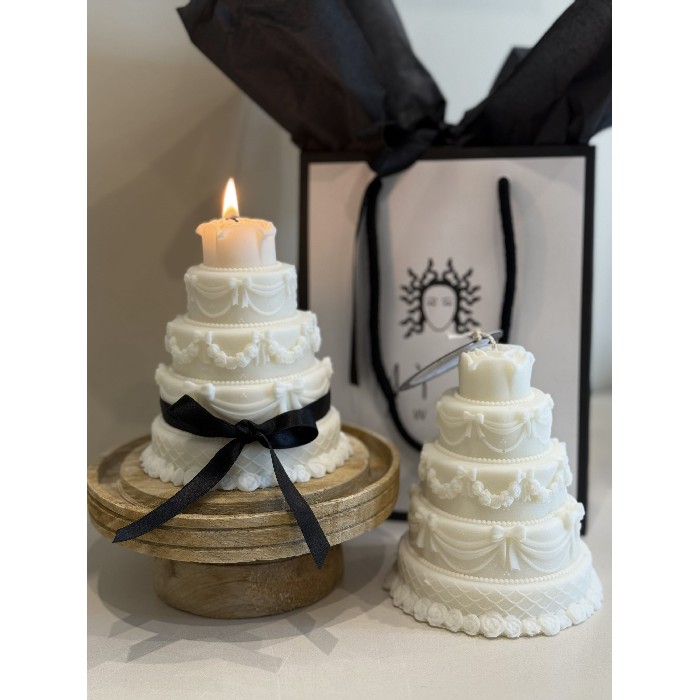 home-decor/candles-home-fragrance/myth-wild-petite-cake-candle