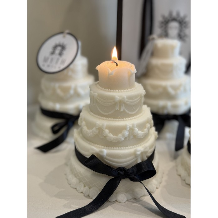 home-decor/candles-home-fragrance/myth-wild-petite-cake-candle