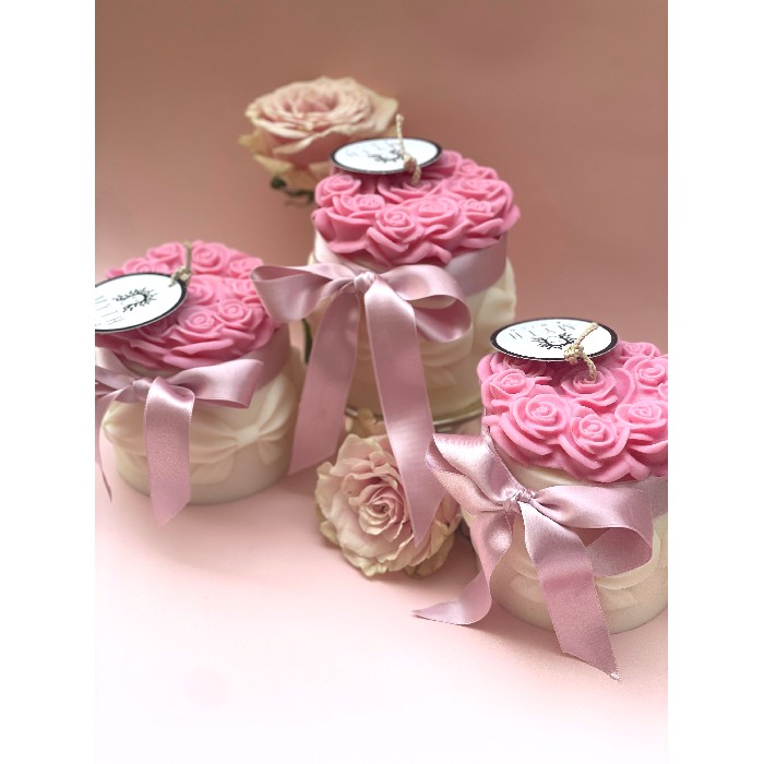 home-decor/candles-home-fragrance/myth-and-wild-rose-bouquet-seasonal-coloured