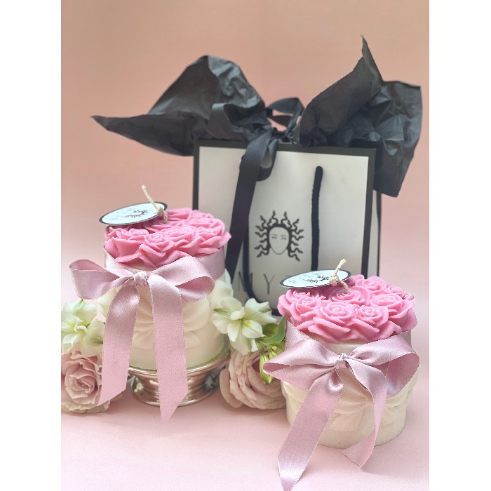 home-decor/candles-home-fragrance/myth-and-wild-rose-bouquet-seasonal-coloured