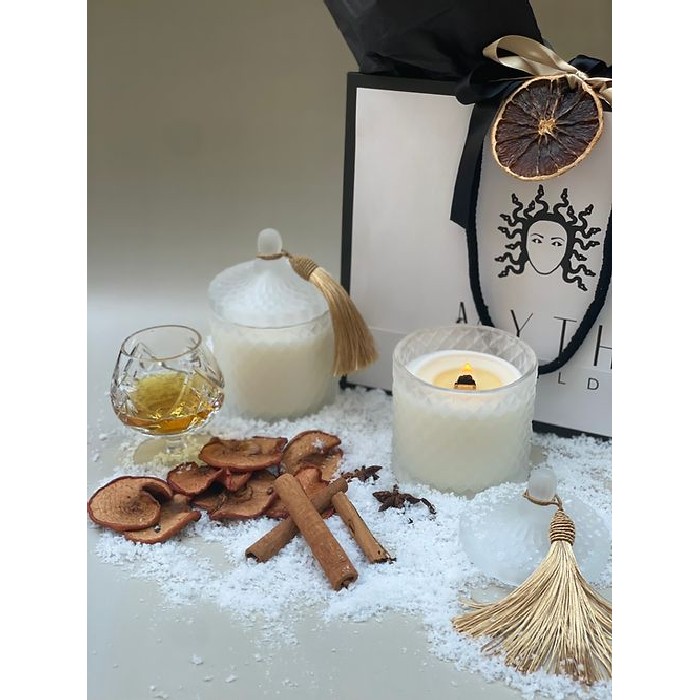 home-decor/candles-home-fragrance/myth-and-wild-apple-brandy-candle