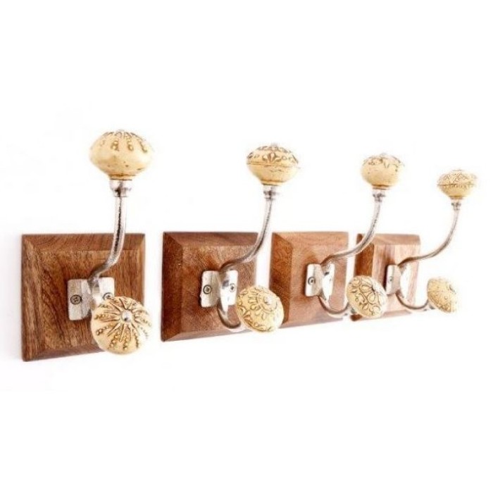 household-goods/garment-racks-wall-hooks/single-natural-hook-with-wooden-base-4-assorted