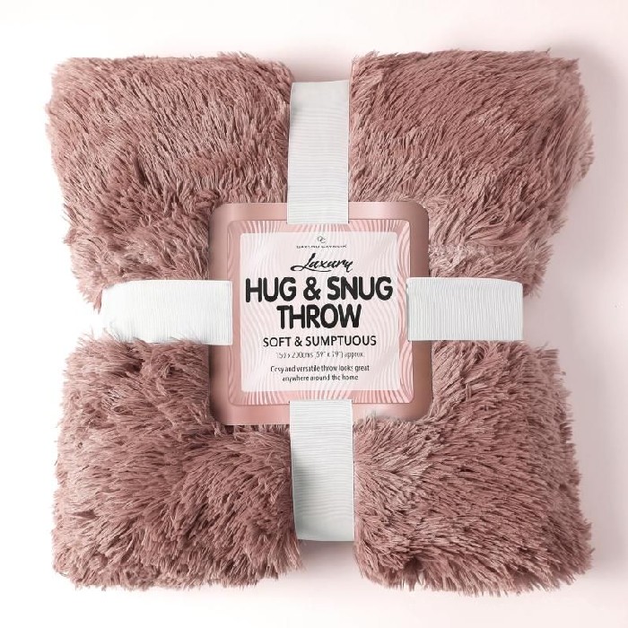 home-textiles/blankets-throws/hugg-snug-throw-150cm-x-200cm-pink