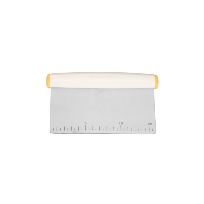 kitchenware/baking-tools-accessories/dough-cutter-delicia
