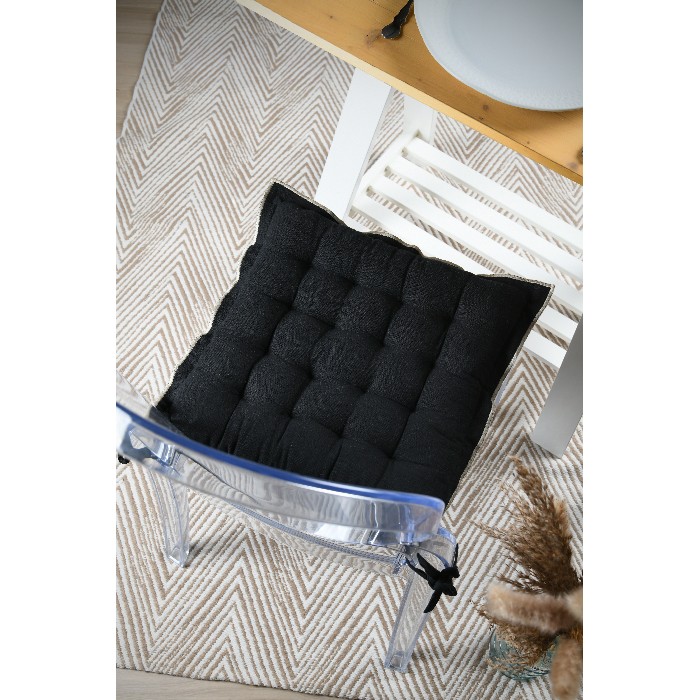 home-textiles/cushions-cushion-covers/helios-black-chair-cushion-38cm-x-38cm
