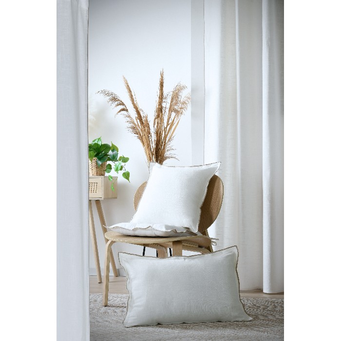 home-textiles/cushions-cushion-covers/helios-white-cushion-40cm-x-60cm