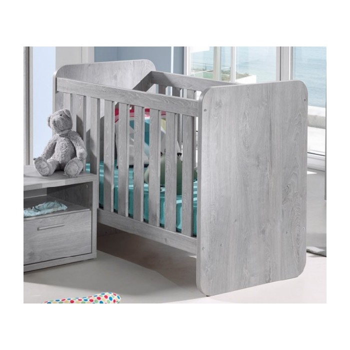 bedrooms/single-beds/vic-baby-cot-90x200-bed-ribbeck-oak