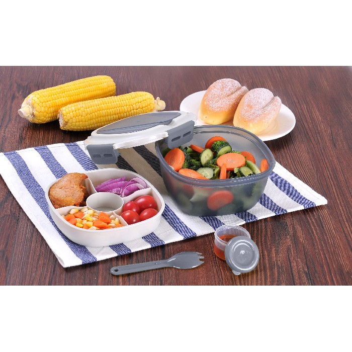 kitchenware/food-storage/square-on-the-go-lunch-box-with-silicone-ring-12-ltr