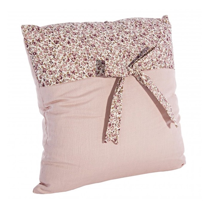 rose coloured cushions