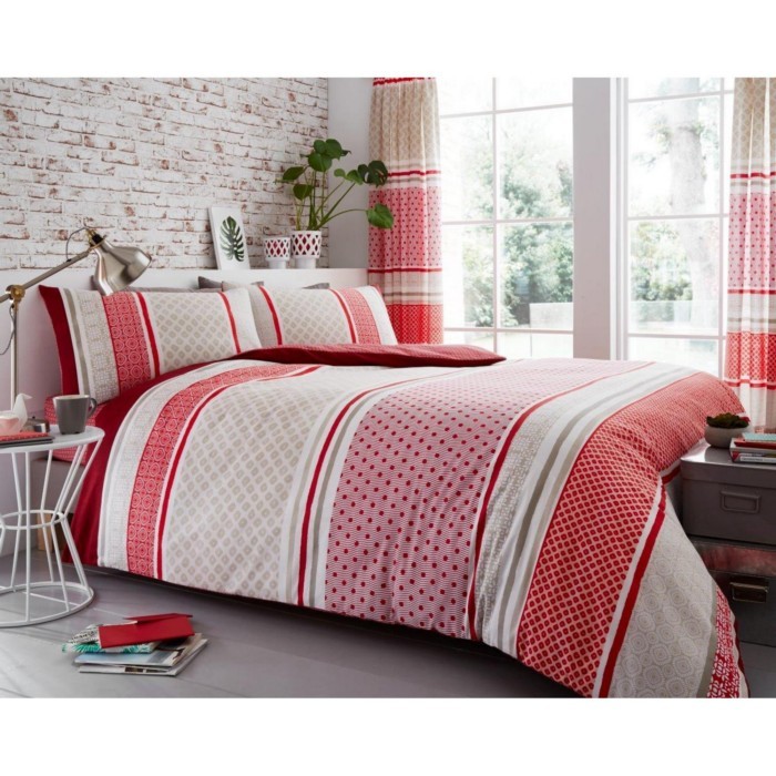 household-goods/bed-linen/printed-duvet-set-charter-stripe-double-natural-14sets