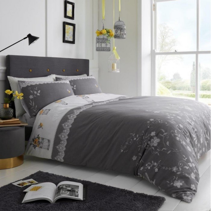 household-goods/bed-linen/printed-duvet-set-lucy-king-grey-12sets