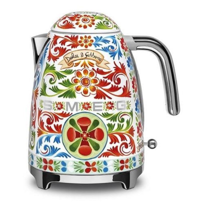 small-appliances/kettles/smeg-dg-electric-kettle-2400w-17ltr-multicolor