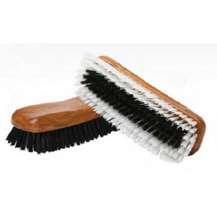 household-goods/cleaning/clothes-brush-wood-like