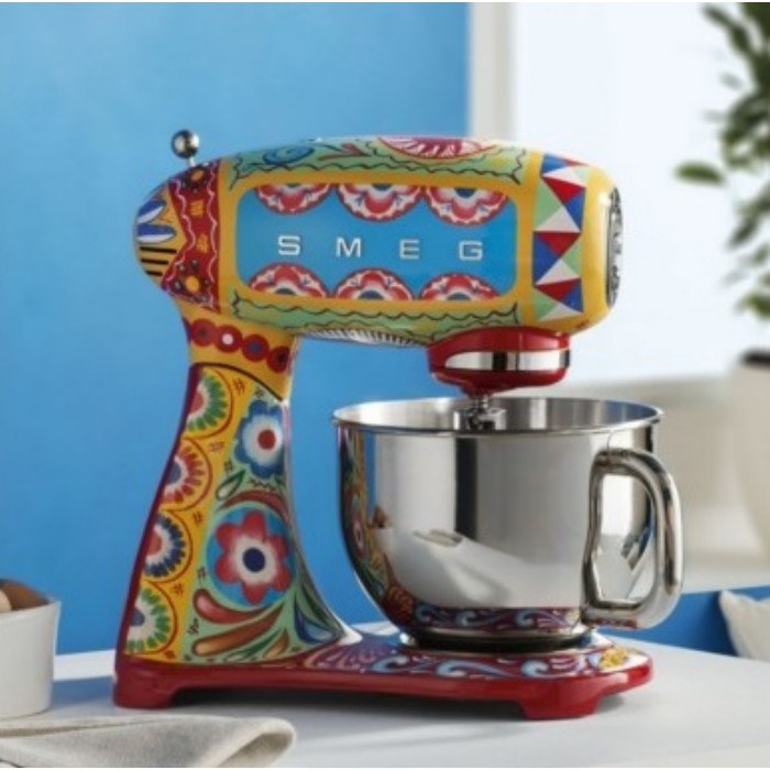 smegdgstandmixer48ltr800w foodprocessorsblenders smallappliances The Atrium