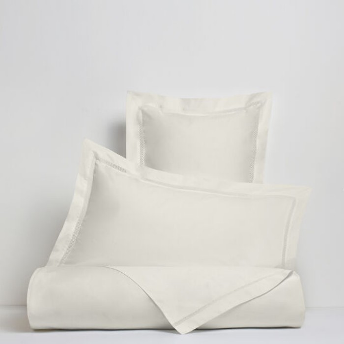 household-goods/bed-linen/coincasa-portofino-flat-sheet-in-cotton-percale-with-drawn-thread-work
