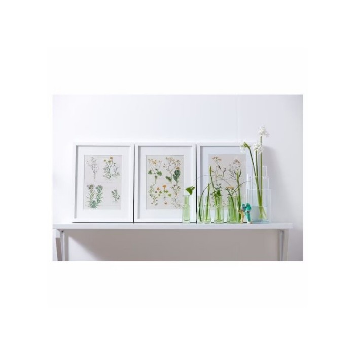 home-decor/frames/ikea-ribba-frame-white-30x40cm