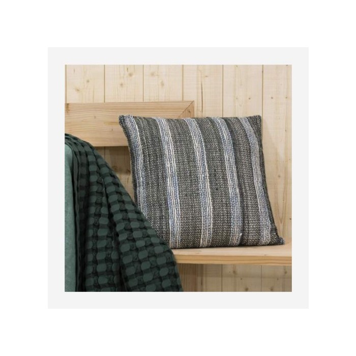 home-decor/cushions/promo-silvacushion-with-stripes-50x