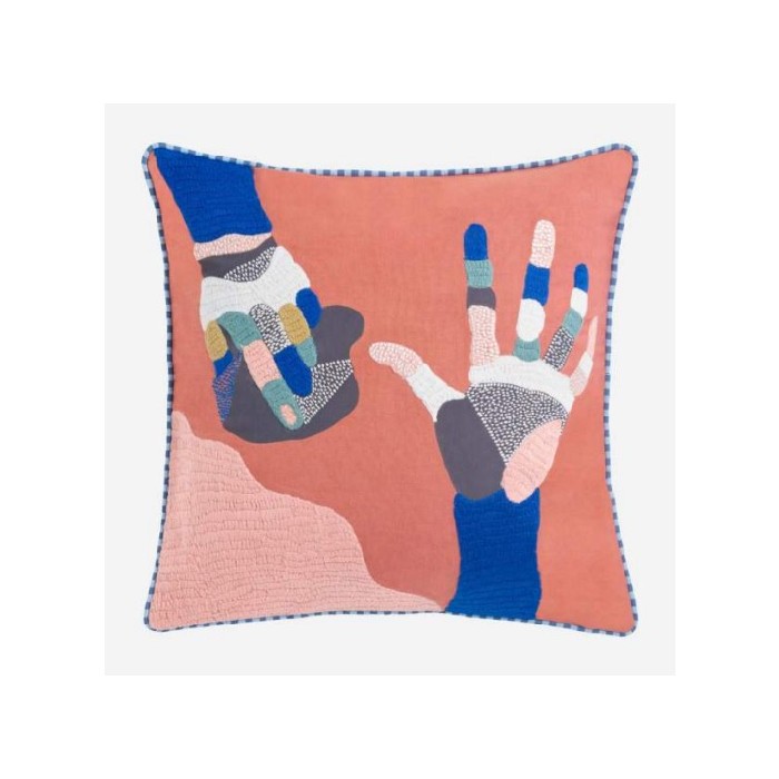 home-decor/cushions/promo-sorelembroided-cushion-hands