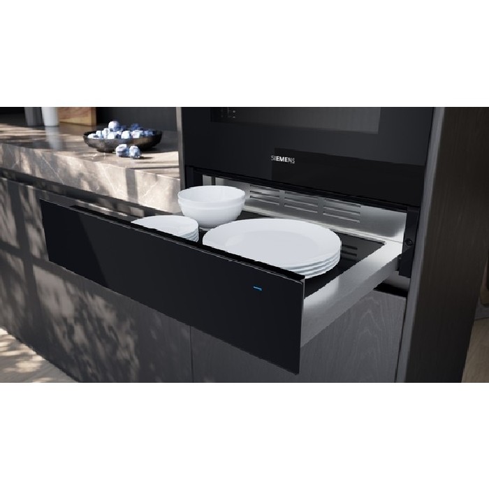 white-goods/warming-vacuum-drawers/siemens-iq700-built-in-warming-drawer-60-x-14-cm-black