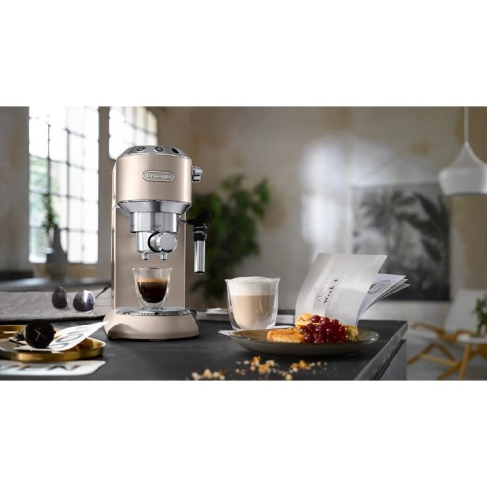 small-appliances/coffee-machines/delonghi-dedica-metallics-beige