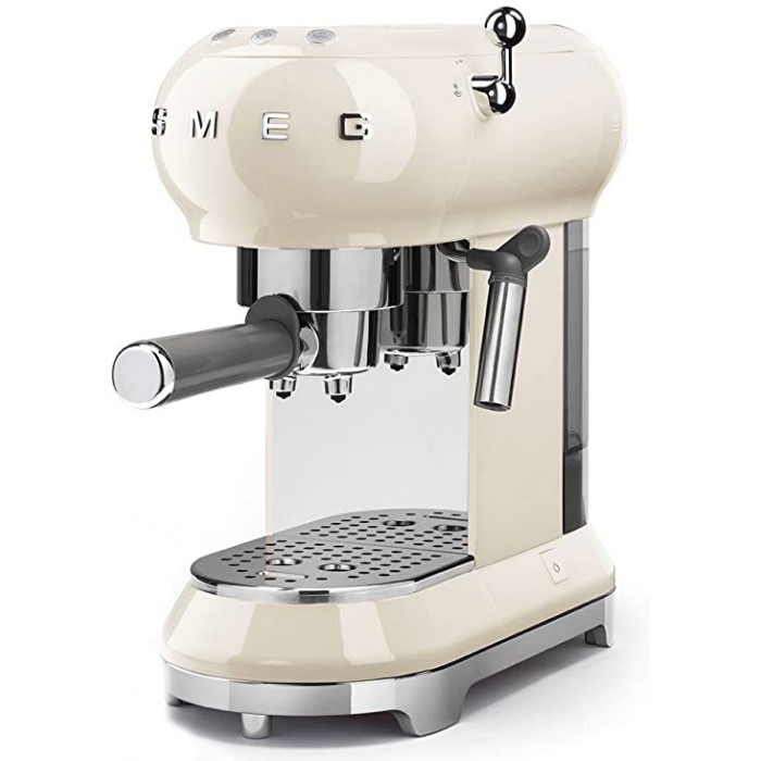small-appliances/coffee-machines/smeg-coffee-machine-1ltr-1350w-cream