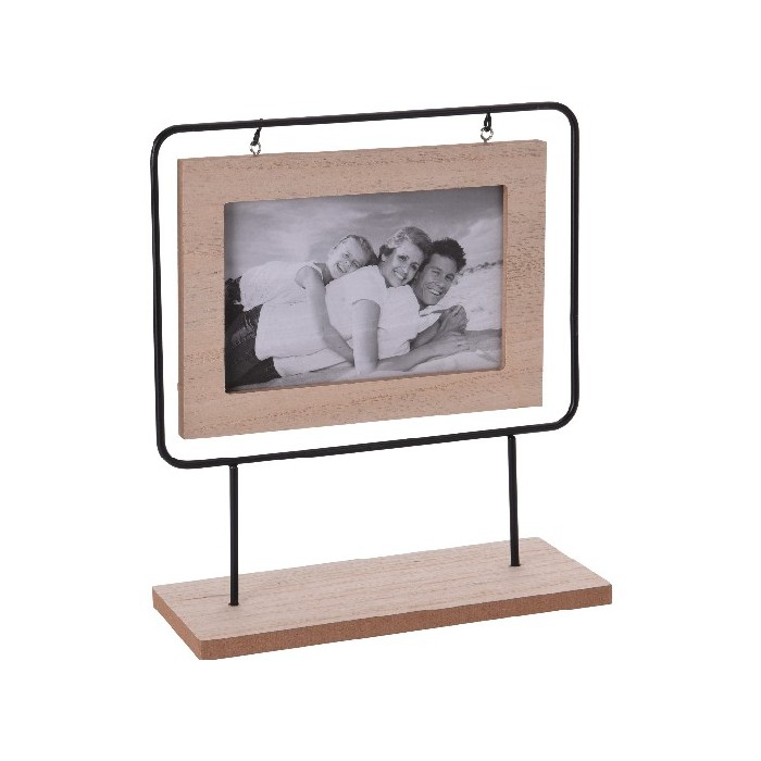 home-decor/frames/photo-frame-on-wooden-base
