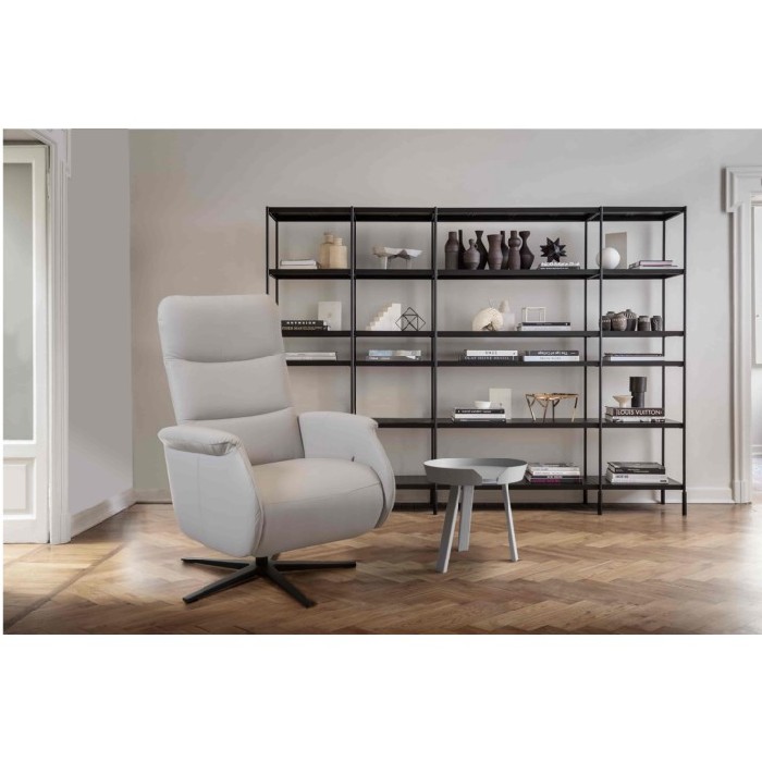 sofas/custom-sofas/pedro-ortiz-customisable-reclining-armchair-kent
