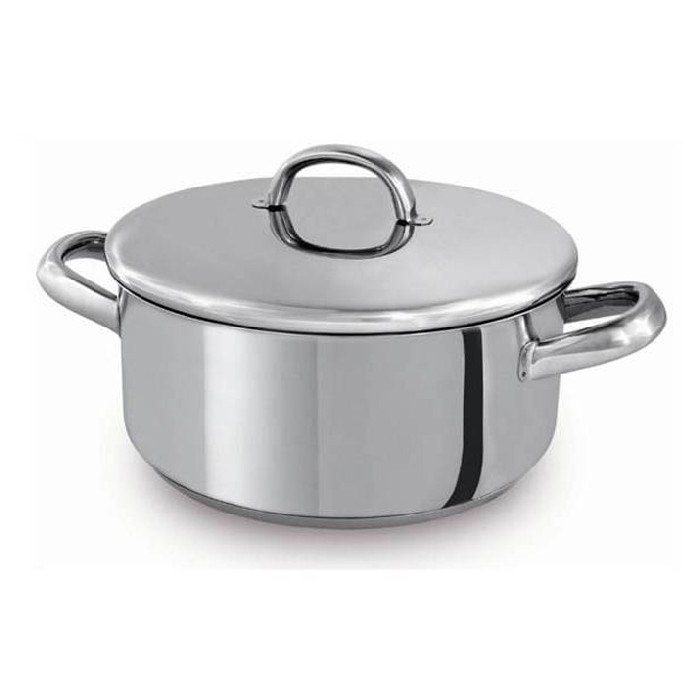kitchenware/pots-lids-pans/europa-casserole-with-lid-32cm