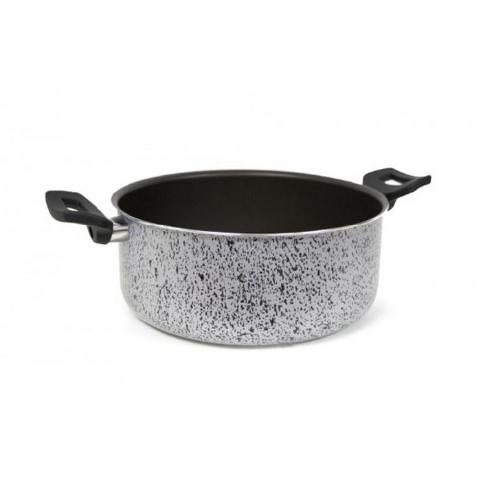 kitchenware/pots-lids-pans/casserole-with-glass-lid-22cm