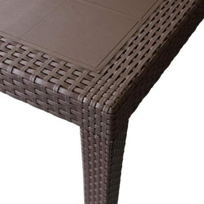 outdoor/tables/rattan-look-plastic-table-prince-mocha