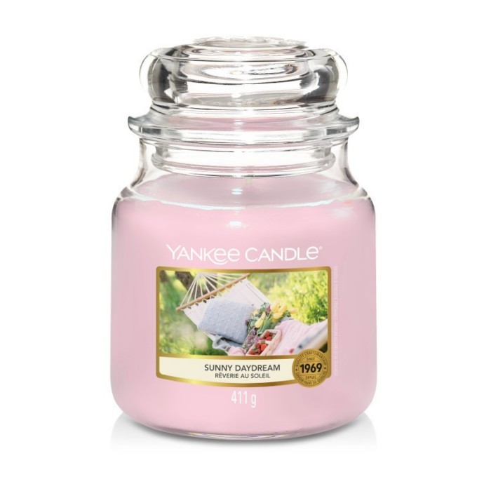 home-decor/candles-home-fragrance/yankee-classic-medium-jar-sunny-daydream