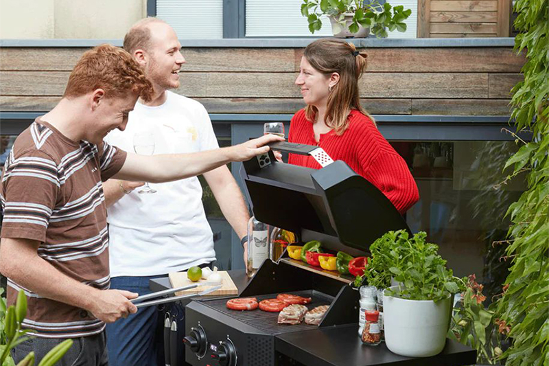 BC-ELE-3000Barbecook E-Luca Electric Barbecue Black with Foldable Side Tables